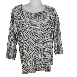 Chico's Womens Top Size 0 Small 4 Black Gray Textured 3/4 Sleeve Metallic Round